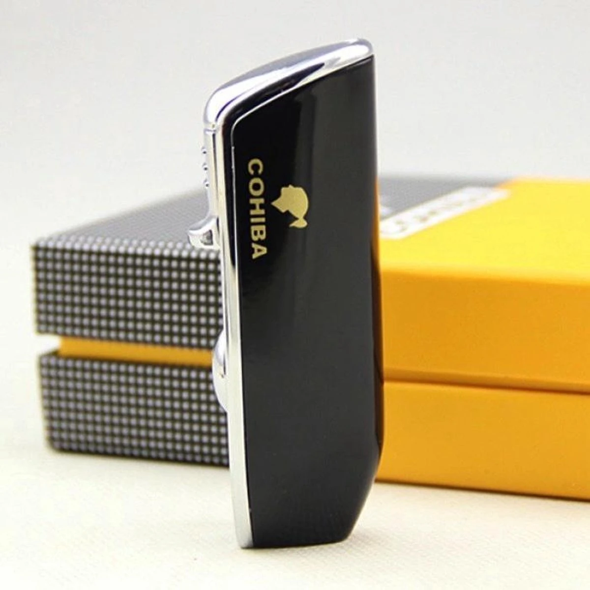 Cohiba® Sigarenaansteker - Sigarenboor - Sigaren - Sigaar - Cohiba Aansteker - Sigarenboor - Sigaren Accessoires - Sigarenknipper - Sigaar Aansteker - Cohiba - Incl. Luxe Geschenkdoos - Zwart - Image 2